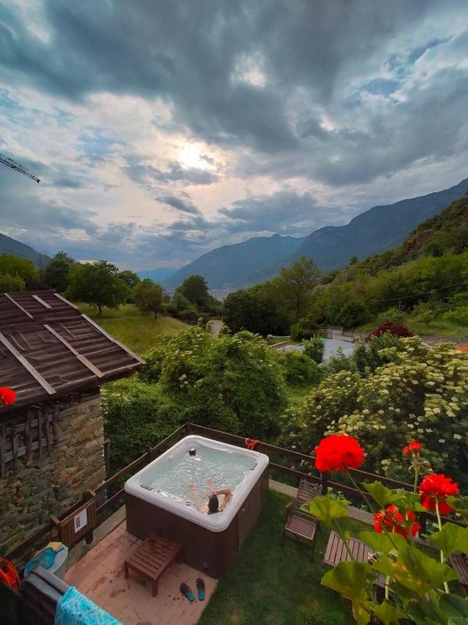 Vila Il Battito Saint-Vincent Exteriér fotografie